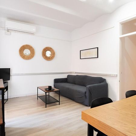 Sagrada Familia Comfy Apartment Барселона Екстер'єр фото